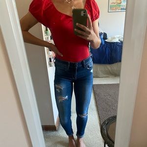 HOLLISTER high-waisted medium wash jeans
